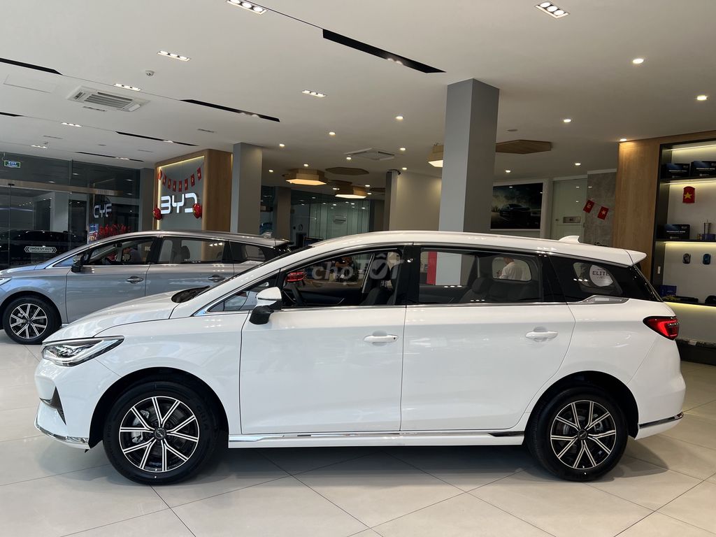 ✅ BYD M6 7 Chổ, Ưu Đãi Trong Tháng 11, Hỗ Trợ Vay. Mua bán Ô tô tại Quận Bình Tân Tp Hồ Chí Minh được đăng bởi BYD Võ Văn Kiệt hình 3