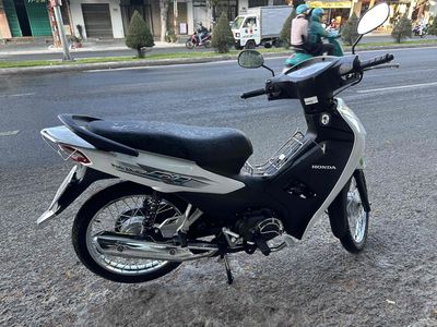 Honda Wave Alpha 2025 Trắng đen 900 km