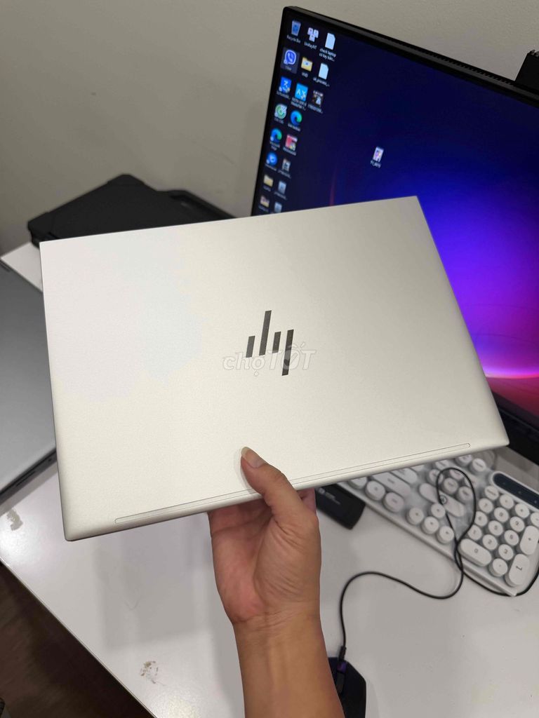 HP Elitebook 840 G10 i5-1345U 16GB/256G FHD+ Touch. Mua bán Laptop tại Quận Tân Bình Tp Hồ Chí Minh được đăng bởi ĐẶNG HOÀNG PHÚC hình 1
