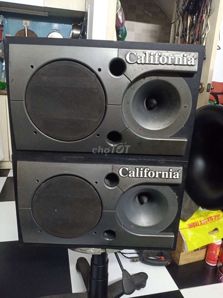 Loa karaoke California Zin. Mua bán Tivi, Âm thanh tại Quận Tây Hồ Hà Nội được đăng bởi phạm tiên hình 1