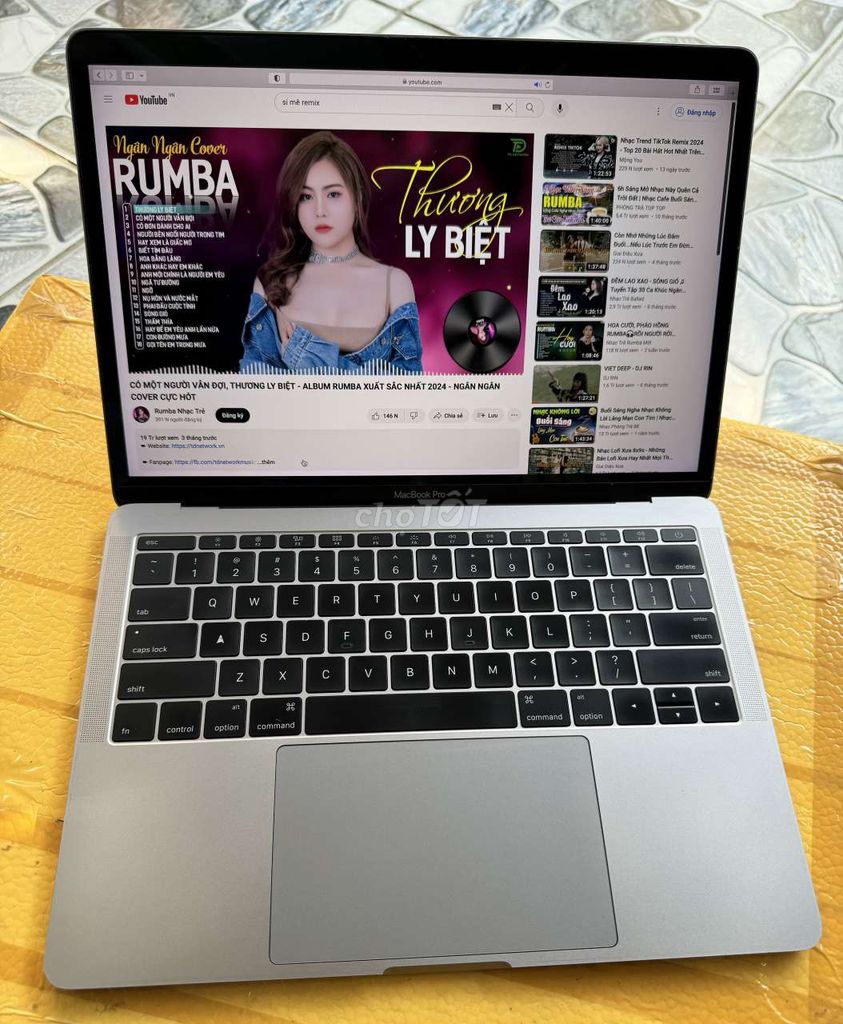 MACBOOK PRO 2017 13,3': i7 RAM 16GB: MÁY ĐẸP 98%