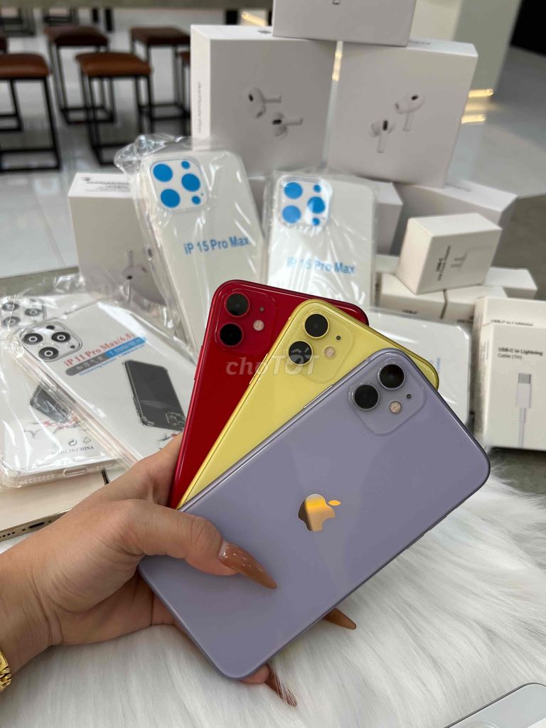 Iphone 11 quốc tế ( ngoan xinh yêw) 😍