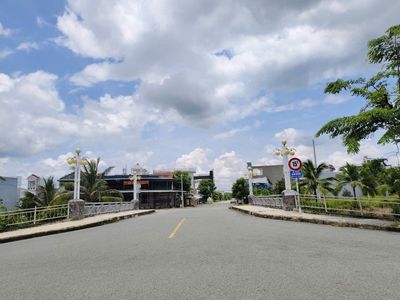 Cắt lỗ Lô Đất Ngay Phường Long Nguyên- Tp. HCM Mở Rộng. Mua bán đất tại Huyện Bàu Bàng Bình Dương được đăng bởi Hà Phương