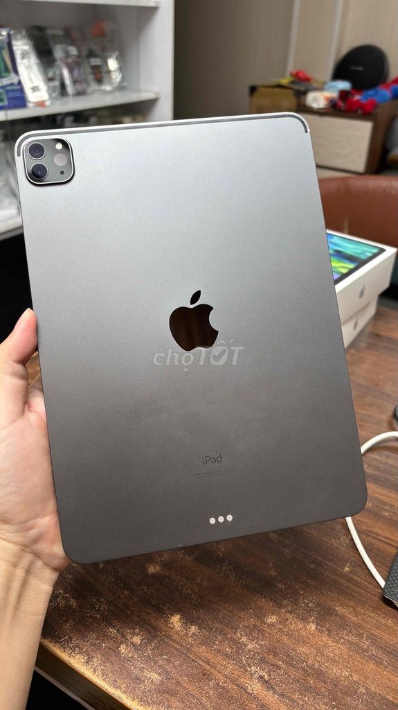 Apple iPad Pro M1 256GB Xám. Mua bán Máy tính bảng tại Quận Hoàng Mai Hà Nội được đăng bởi Cảnh Hà  hình 1