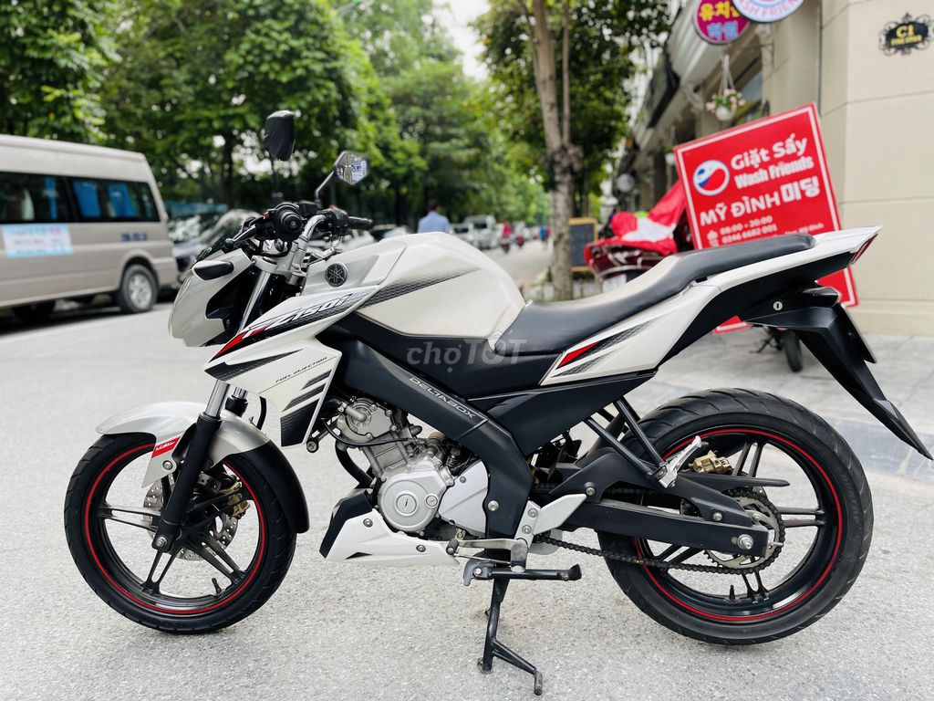yamaha FZ 150CC MÀU TRẮNG  MÁY CHẤT NĂM 2018. Mua bán Xe máy tại Quận Nam Từ Liêm Hà Nội được đăng bởi VIỆT ANH hình 1