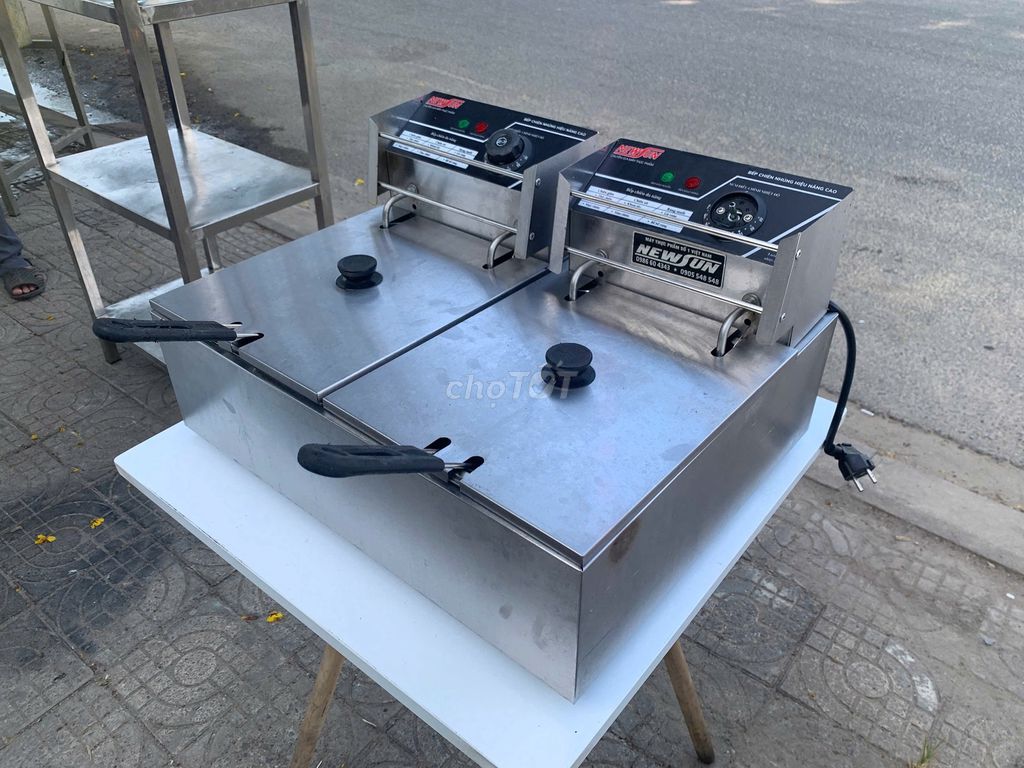 Bếp chiên nhúng NewSun Đa năng. Mua bán Bếp, lò, đồ điện nhà bếp tại Quận Sơn Trà Đà Nẵng được đăng bởi THẾ GIỚI ĐỒ CŨ ĐỒ CỔ LỚN NHẤT MIỀN TRUNG hình 1