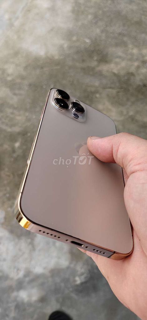 Apple iPhone 13 Pro Max Vàng. Mua bán Điện thoại tại Thành phố Hạ Long Quảng Ninh được đăng bởi bảo linh hình 1