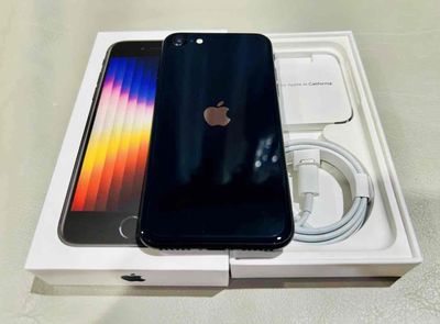 iPhone SE3 2022 64GB Đen FULLBOX 99% BH APPLE 2024