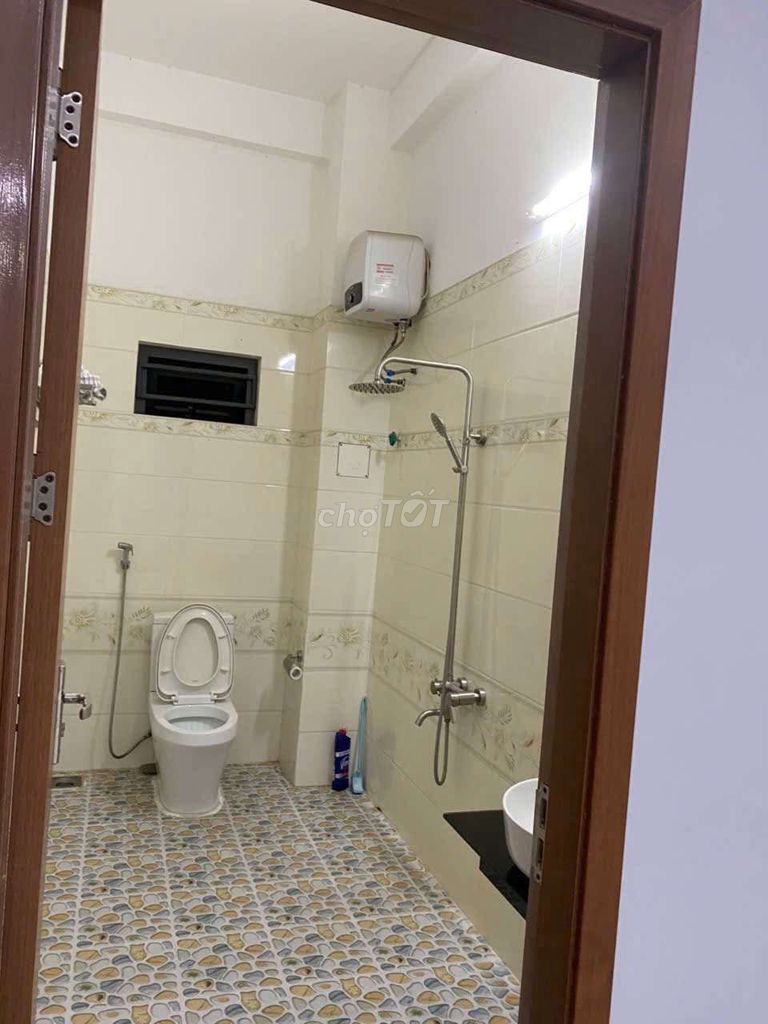 🌺🌺Cho thuê nhà nguyên căn đường Hói Kiểng 
Nhà 2,5 . 18 triệu.hòa xuân