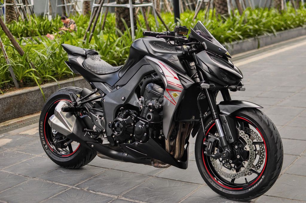 THANH MOTOR Cần bán Kawasaki Z1000 2020. Mua bán Xe máy tại Quận Hoàng Mai Hà Nội được đăng bởi Lê Chí Thanh hình 3