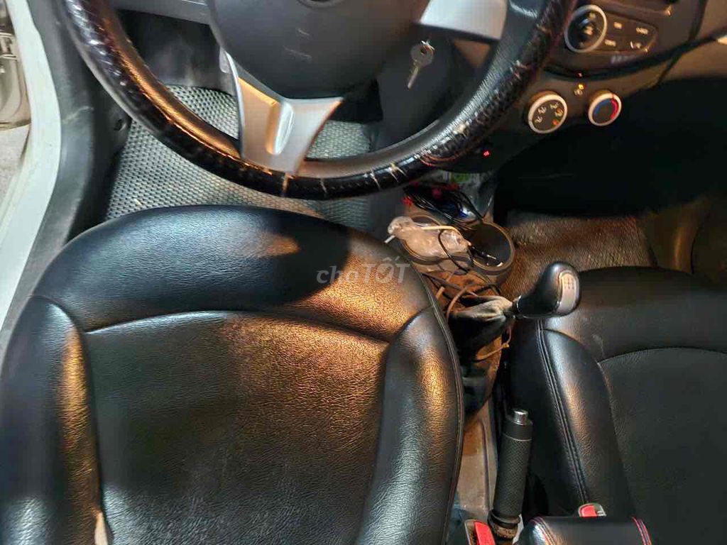 Chevrolet Spark 2016 LS 1.0 MT - 100000 km. Mua bán Ô tô tại Quận Hà Đông Hà Nội được đăng bởi Trong hình 12