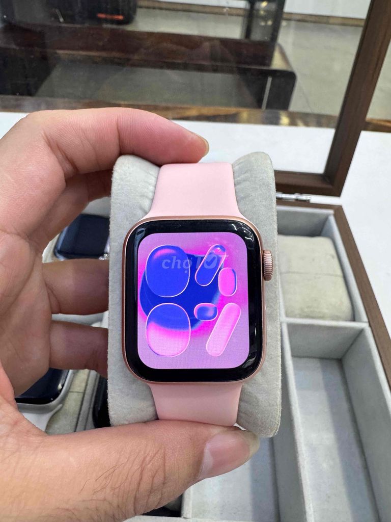 Apple Watch Series 6 40mm Hồng. Mua bán Thiết bị đeo thông minh tại Quận Thanh Khê Đà Nẵng được đăng bởi Apple Watch Chính Hãng SO1 DaNang hình 1