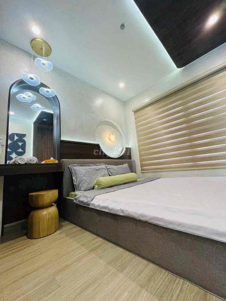 Хозяин уезжает в Корею, продам 52м2 в Beverly Solari Vinhomes Grand Park, есть дог.