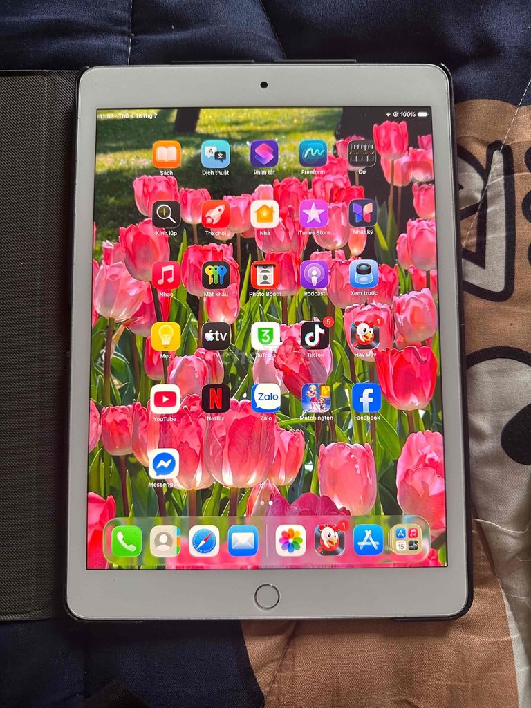 Apple iPad Gen 5 Xám pin 100%. Mua bán Máy tính bảng tại Quận Gò Vấp Tp Hồ Chí Minh được đăng bởi Ngân Habibi hình 1
