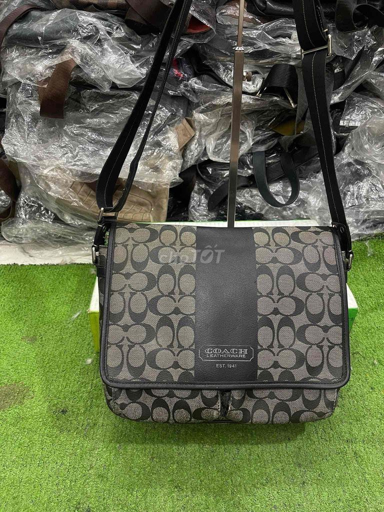 Đeo chéo COACH size 30x25 made in USA