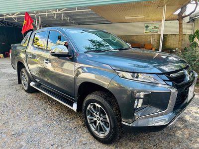 Mitsubishi Triton 2020 Xám  80000 km