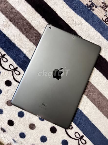 Apple iPad Gen 7 32GB Wifi Xám. Mua bán Máy tính bảng tại Quận Ba Đình Hà Nội được đăng bởi Hội Đồ Điện Tử hình 1