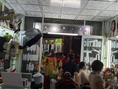 sang tiệm tóc mặt tiền đường HT 13, 4x12m, hiệp thành , q12, có gác. Cho thuê văn phòng, mặt bằng kinh doanh tại Quận 12 Tp Hồ Chí Minh được đăng bởi Sang