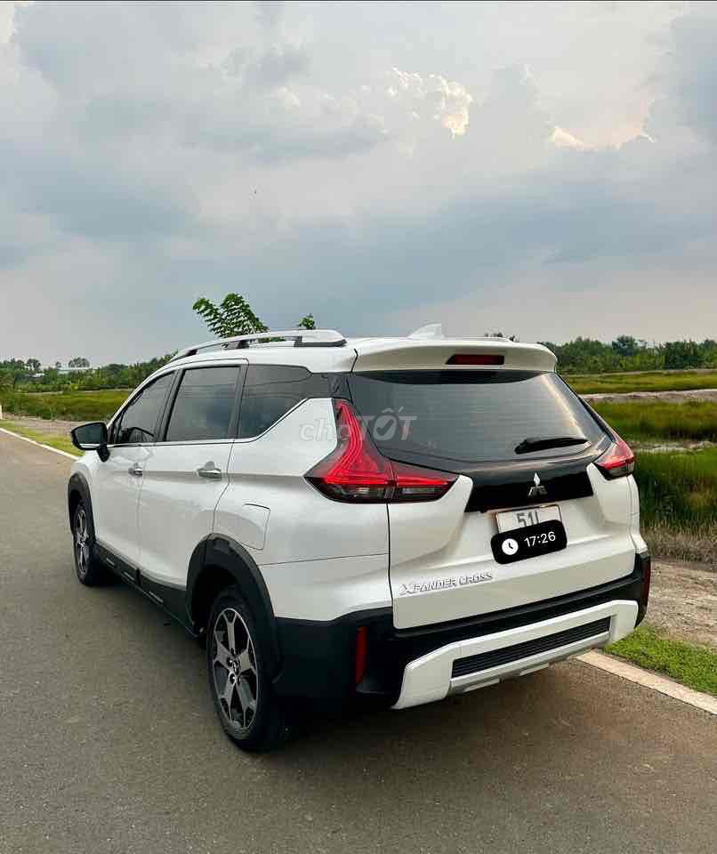 Mitsubishi Xpander Cross 2021 Автомат Белый