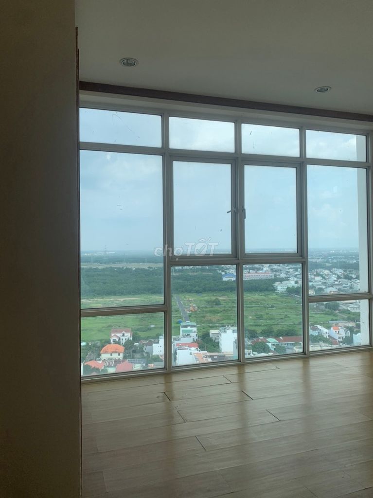 Bán penhouse 3 tầng, 288m2, 5,5ty - sổ hồng đầy đủ