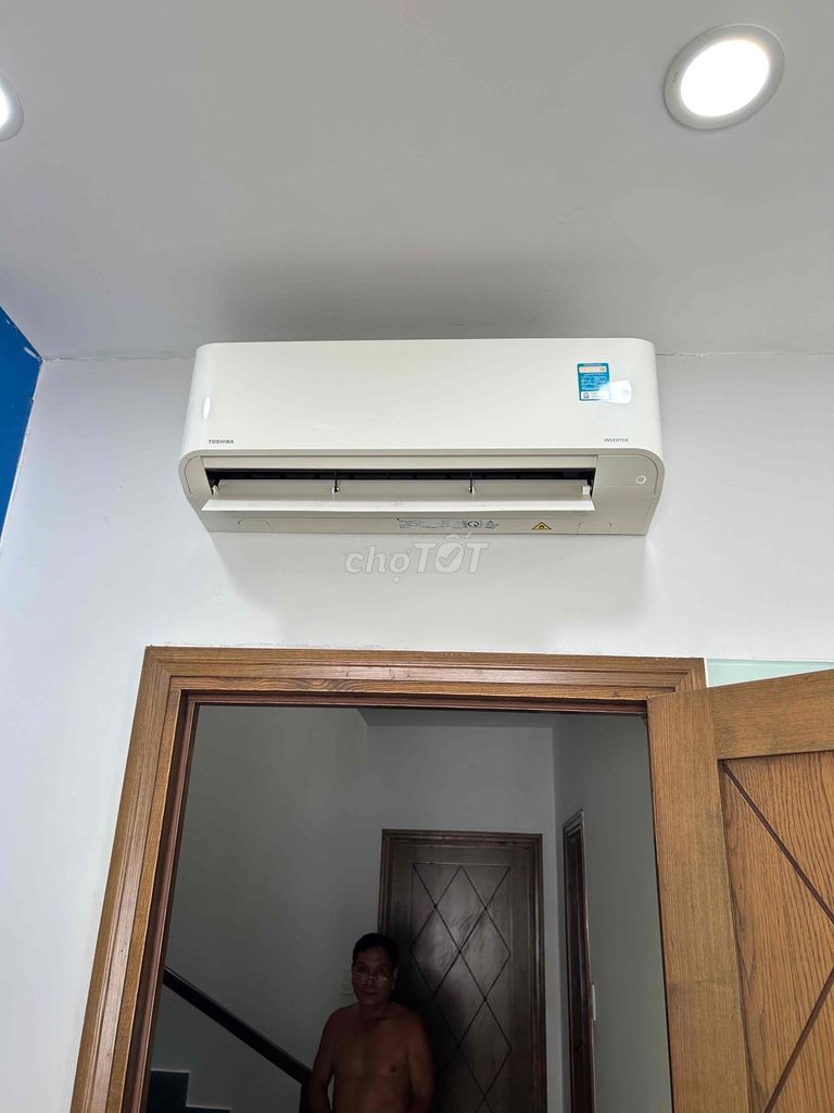 Máy lạnh Toshiba H13PKCV-V 1.5 ngựa Trắng. Mua bán Máy lạnh, điều hoà tại Thành phố Thủ Đức Tp Hồ Chí Minh được đăng bởi Minh  Vy hình 1