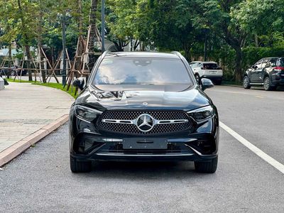 Mercedes GLC300 4Matic 2023 19.000km cực đẹp