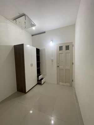 Cho thuê phòng giá rẻ trong chung cư Đức Khải