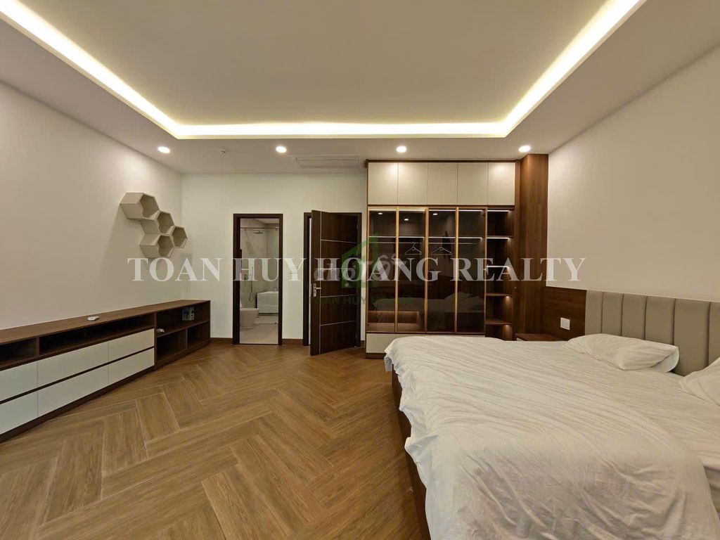 Furnished 4-storey house with elevator on Hoá Sơn 10 — photo 7
