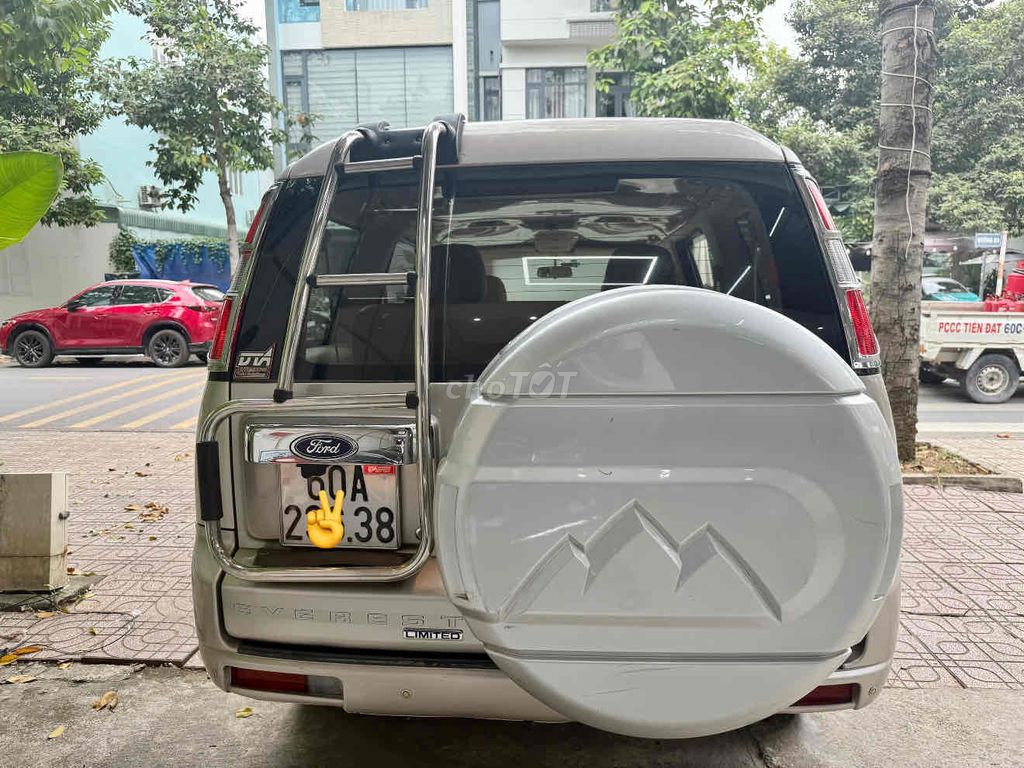 Ford Everest 2010 2.5L 4x2 AT - 146000 km. Mua bán Ô tô tại Thành phố Biên Hòa Đồng Nai được đăng bởi Peacemaker hình 4