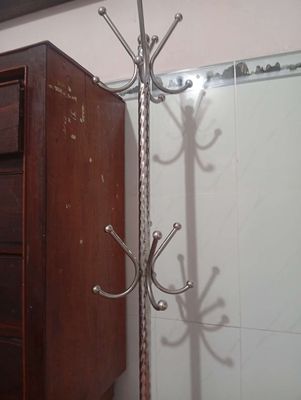 Cây treo đồ inox. Mua bán Nội thất, đồ gia dụng khác tại Quận 12 Tp Hồ Chí Minh được đăng bởi Đồ cũ đồ cổ