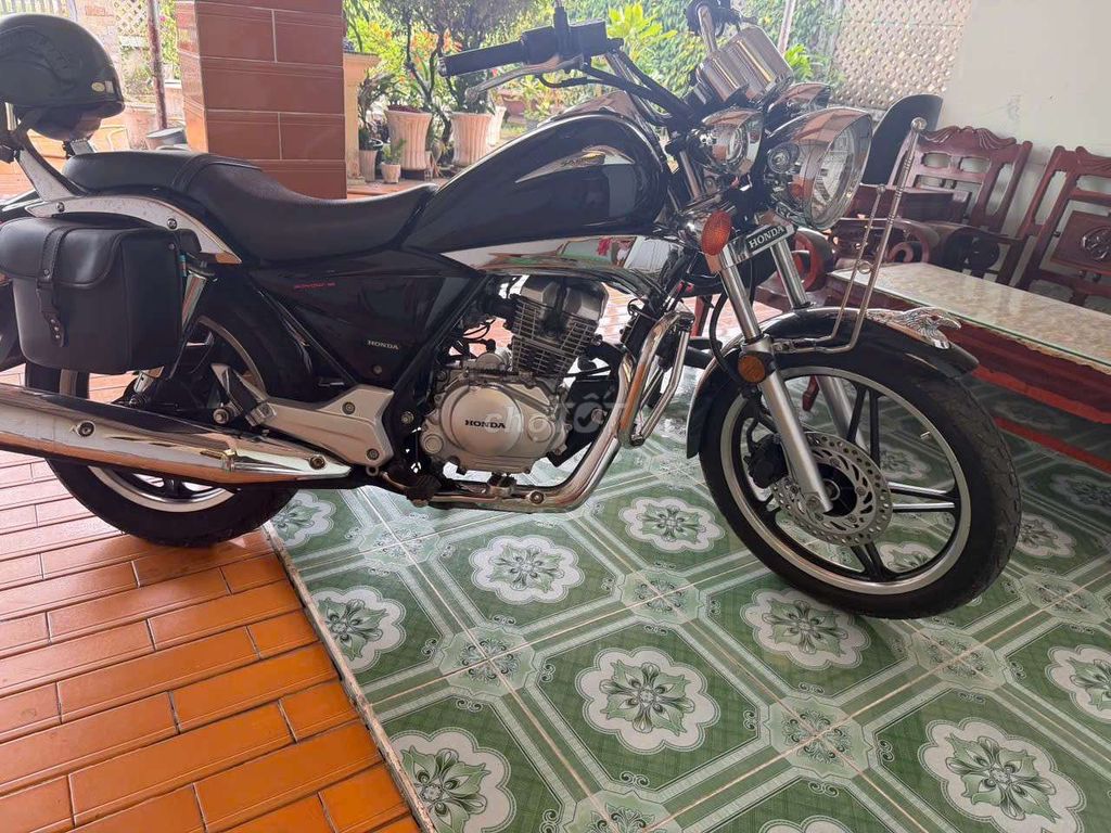 Honda Shadow Đen 8212 km. Mua bán Xe máy tại Quận 3 Tp Hồ Chí Minh được đăng bởi Khang hình 6