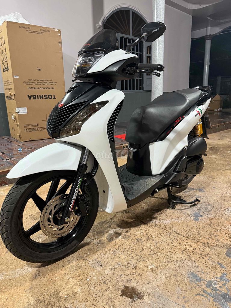 cần bán sh 150 2016 smakey .lên full áo ý.đồ chơi. Mua bán Xe máy tại Huyện Cẩm Mỹ Đồng Nai được đăng bởi Tâm hình 5