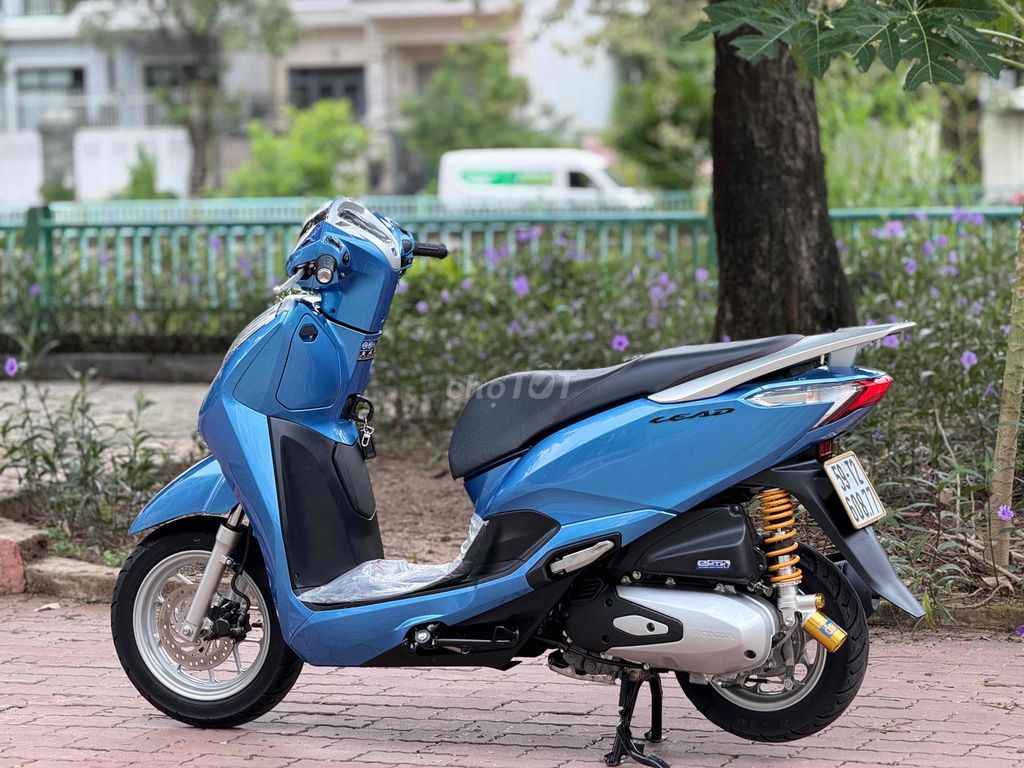 Honda Lead 125cc ледяной синий 13000 км