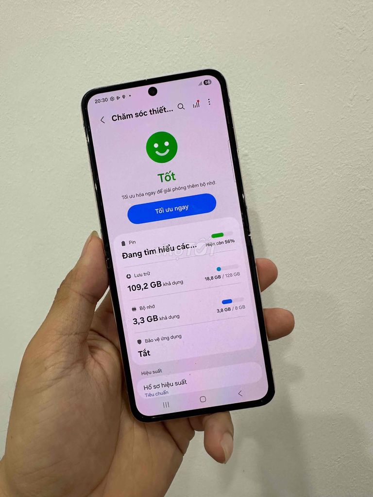 Samsung Z Flip 4 128GB Vàng hồng Like New. Mua bán Điện thoại tại Quận Đống Đa Hà Nội được đăng bởi Ng Hoang Anh hình 1
