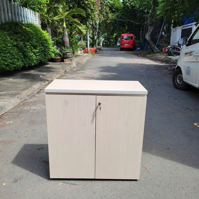 Tủ hồ sơ, tủ tài liệu thấp 2 cánh gỗ MDF màu kem. Mua bán Đồ dùng văn phòng tại Thành phố Thủ Đức Tp Hồ Chí Minh được đăng bởi Nội Thất Thanh Lý Giá Rẻ Nhất TP HCM