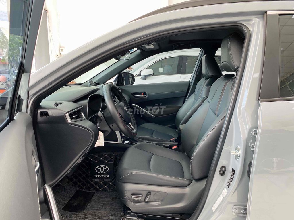 Toyota Corolla Cross 2024 1.8 V - 7000 km. Mua bán Ô tô tại Thành phố Thủ Đức Tp Hồ Chí Minh được đăng bởi Quốc Nhẫn hình 4