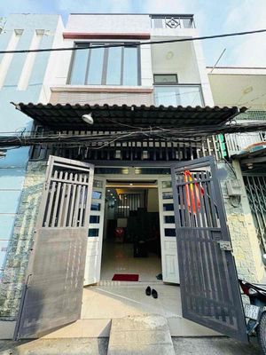 NHÀ NGUYÊN CĂN 2 MẶT TIỀN – GIÁ CHỈ 12TRIỆU/THÁNG, HIẾM CÓ KHÓ TÌM!