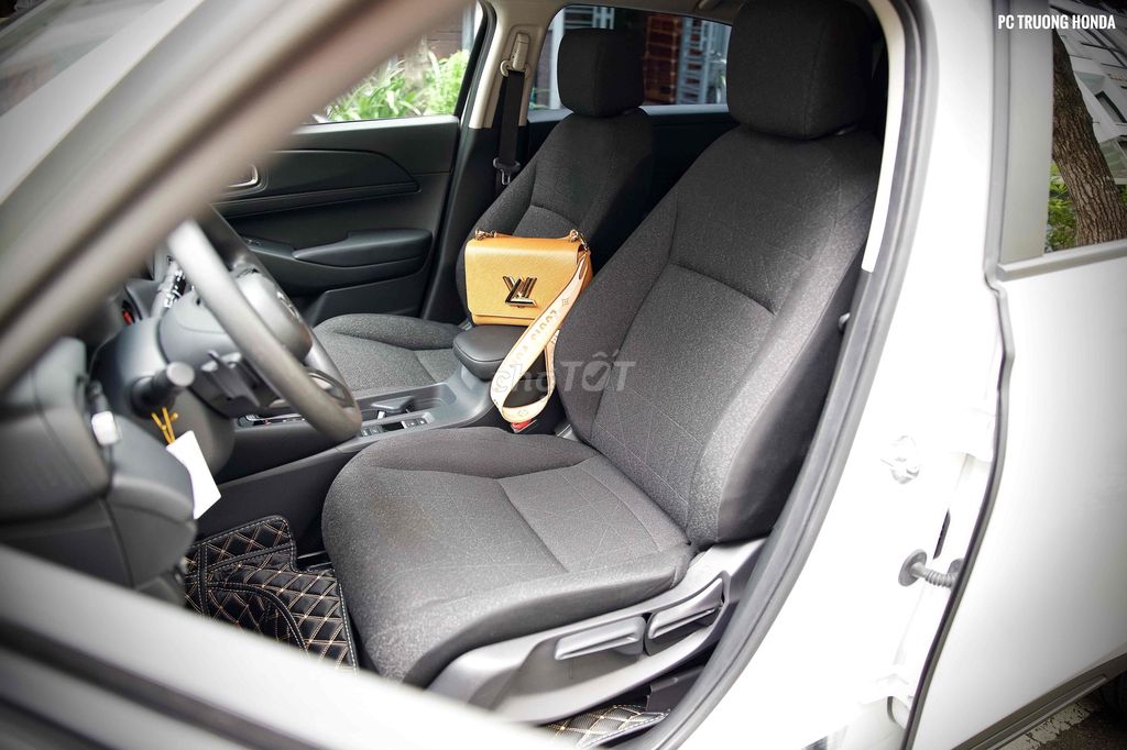 HRV G SENSING MẪU 2024,ODO: 2.000KM, SƠN ZIN 100%. Mua bán Ô tô tại Quận 10 Tp Hồ Chí Minh được đăng bởi PC Trương hình 17