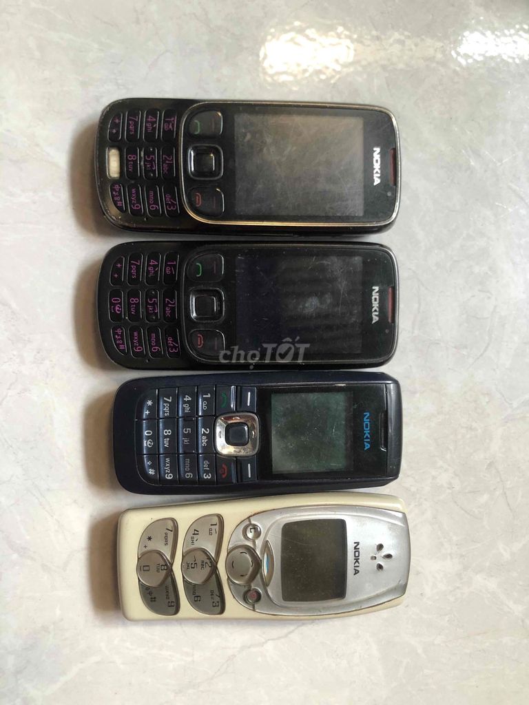 Điện thoại cổ Nokia Đen, Bạc. Mua bán Điện thoại tại Thành phố Biên Hòa Đồng Nai được đăng bởi Đức lâm  hình 1