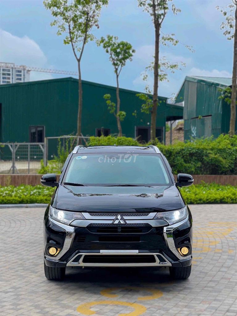 Mitsubishi Outlander 2022 2.0 CVT - 65000km. Mua bán Ô tô tại Quận Long Biên Hà Nội được đăng bởi Mr Tài Oto hình 17