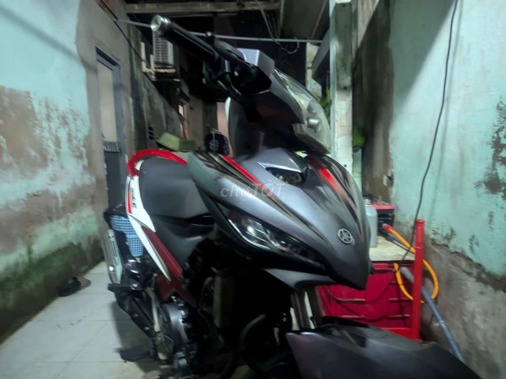 Yamaha Exciter 135 2014 5 số côn tay Đỏ trắng đen. Mua bán Xe máy tại Huyện Đức Hòa Long An được đăng bởi Hải Dương hình 5