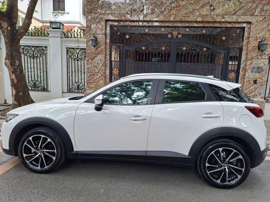 Mazda Cx3 2025 Deluxe 1.5 AT - 10000 km. Mua bán Ô tô tại Quận Thanh Xuân Hà Nội được đăng bởi Hiền hình 3