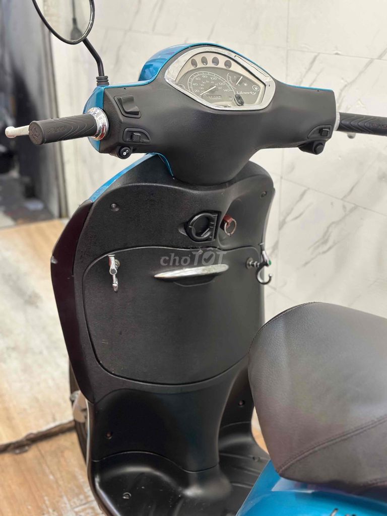 Piaggio Liberty 125ie Phun Xăng Điện Tử 2012 BSTP. Mua bán Xe máy tại Quận Phú Nhuận Tp Hồ Chí Minh được đăng bởi Ngọc Huy hình 3