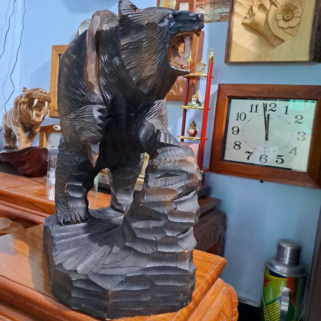 Tượng gấu gỗ