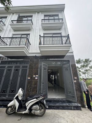 Bán nhà Tân Phú Hưng Đạo,4Tx45M,Ôtô đỗ cửa,gần VÀNH ĐAI 4,tiện đi ĐLTL. Mua bán nhà ở tại Huyện Quốc Oai Hà Nội được đăng bởi HOÀNG THIẾT
