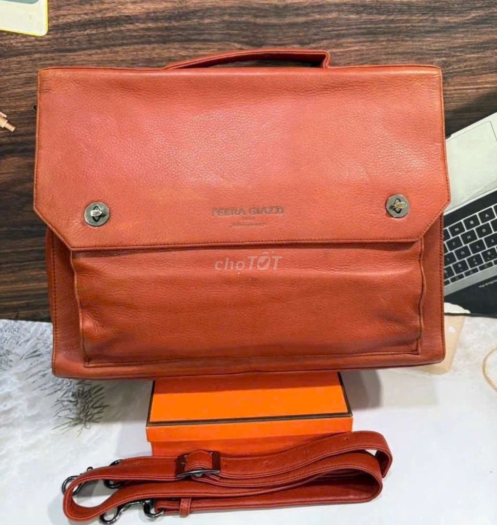 Túi  FEERA GIAZZI đến từ Úc. Mua bán Túi xách tại Quận Gò Vấp Tp Hồ Chí Minh được đăng bởi Anh Ba  Hàng hiệu tuyển Chuyên bán Online uy tín hình 1