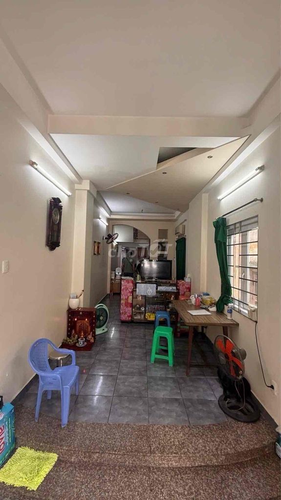 Дом на улице Ben Van Don - Vinh Hoi, рядом с мостом Nguyen Khoai, 54.2 кв.м