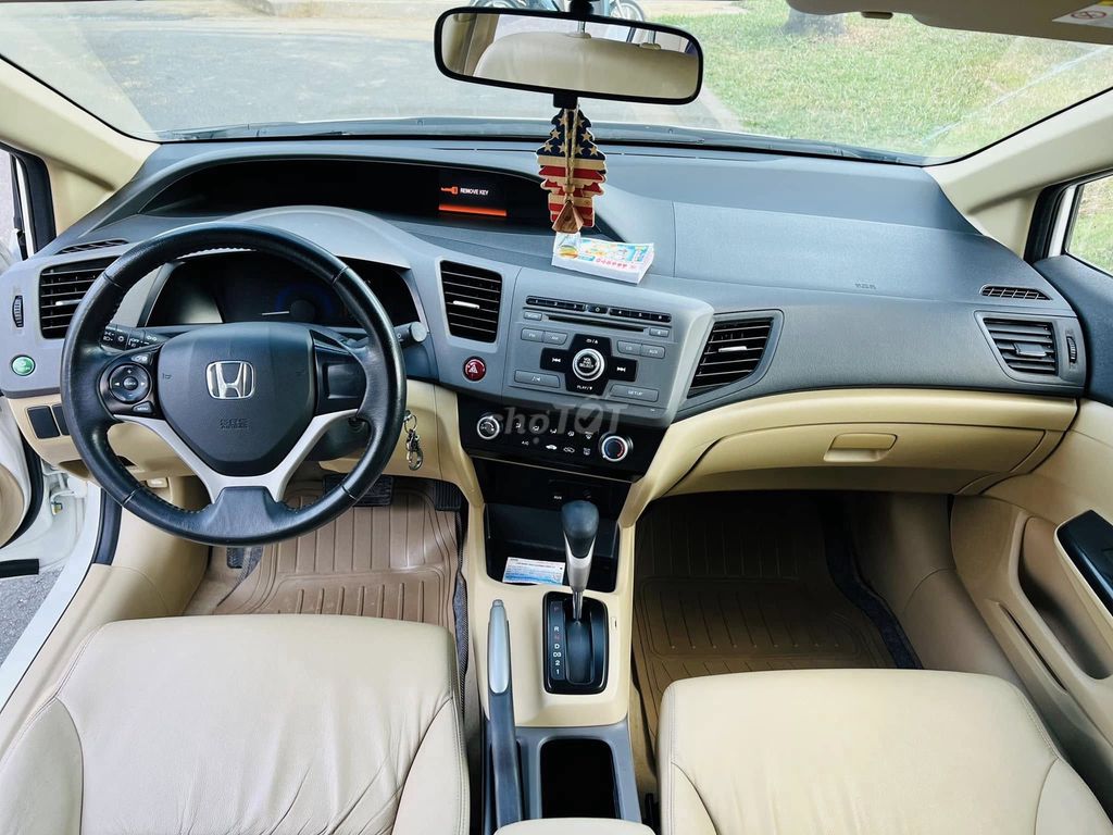 Honda Civic 1.8AT 2014 màu trắng. Mua bán Ô tô tại Quận 12 Tp Hồ Chí Minh được đăng bởi Quang hình 10
