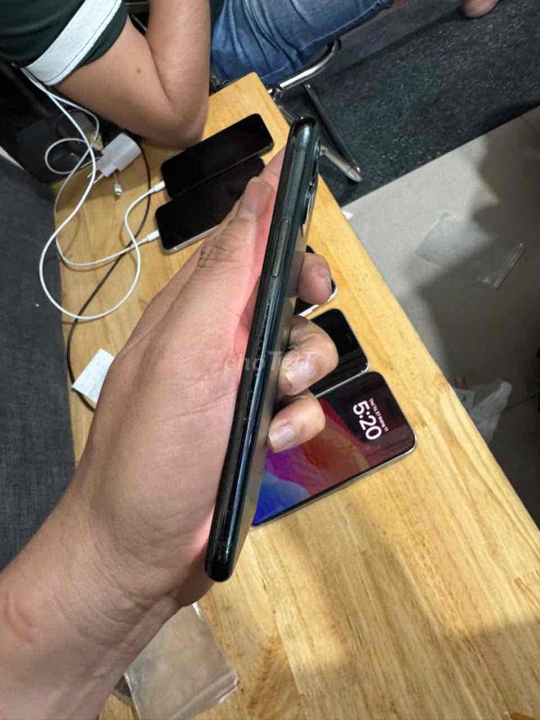11Pro thay màn còn lại Nguyên zin , có hỗ trợ góp. Mua bán Điện thoại tại Quận Gò Vấp Tp Hồ Chí Minh được đăng bởi Bee Mobile  hình 5