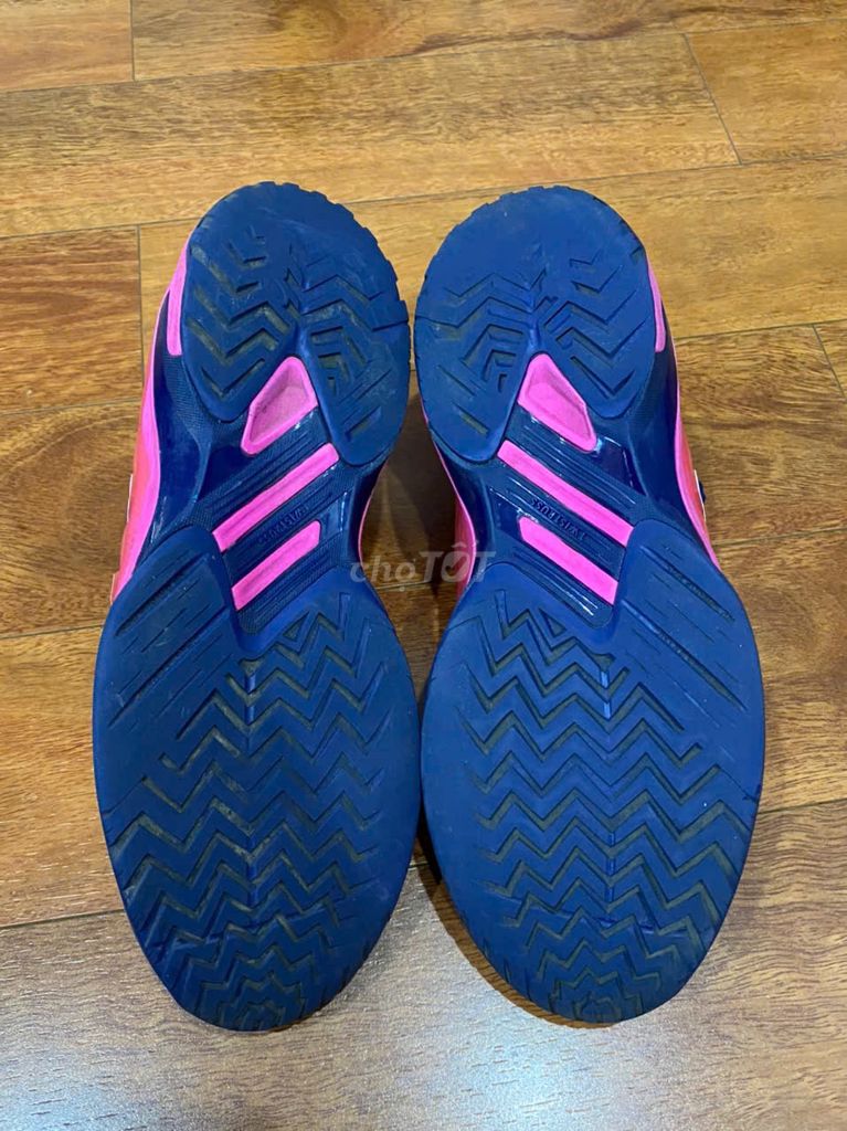 Giày chính hãng ASICS pickleball size 38. Mua bán Giày dép tại Quận Ba Đình Hà Nội được đăng bởi long hình 1